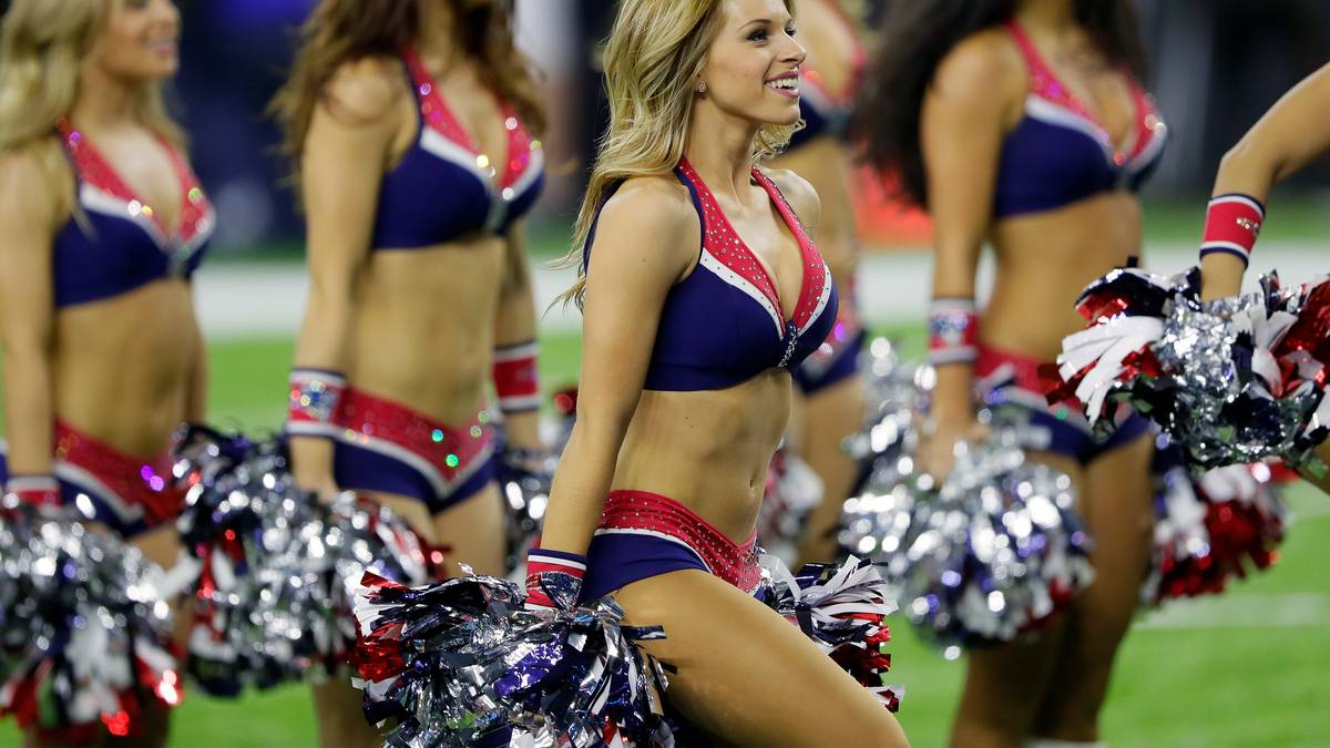 Für die erfolgsverwöhnten Fans der New England Patriots sind die Cheerleader nur eins von vielen Highlights