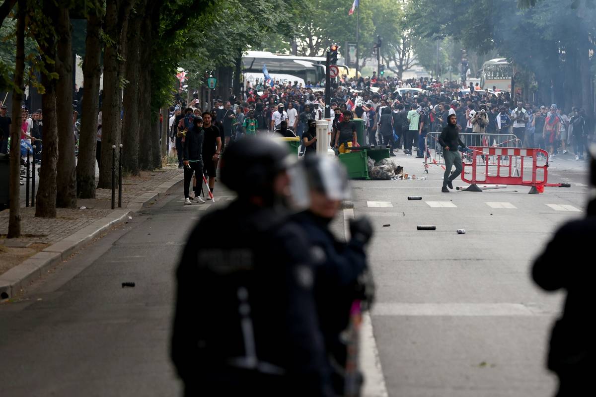 Erneut etliche Festnahmen in Paris