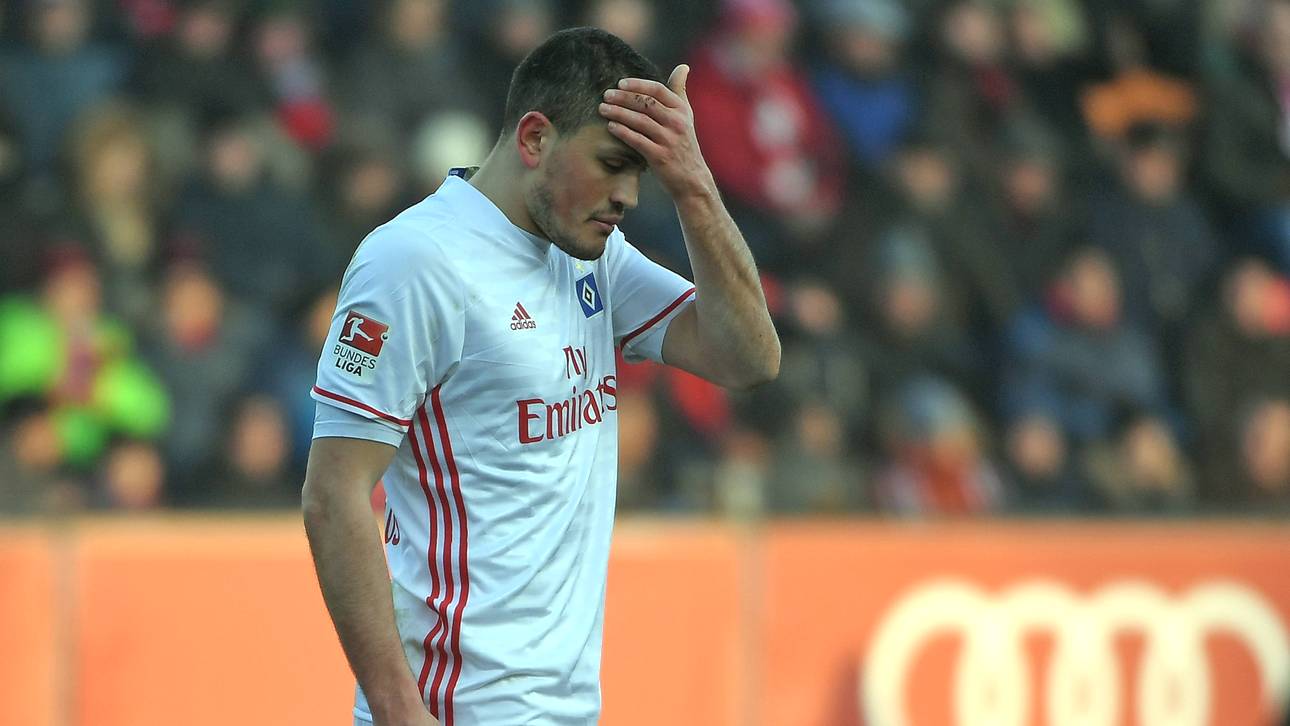 Papadopoulos verletzt vom Platz