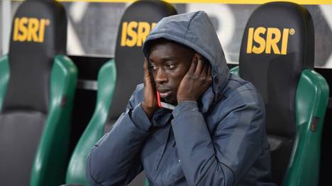 Sambou Yatabare darf derzeit nicht die Fußballschuhe für Bremen schnüren