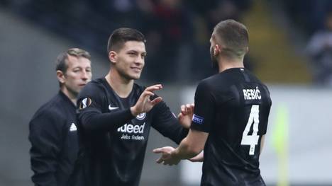 Luka Jovic (l.) und Ante Rebic sorgten bei Eintracht Frankfurt als Teil der Büffelherde für Furore