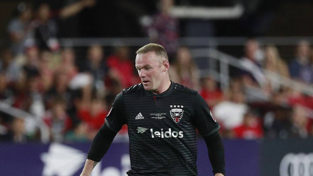 Rooney trifft aus 62 Metern