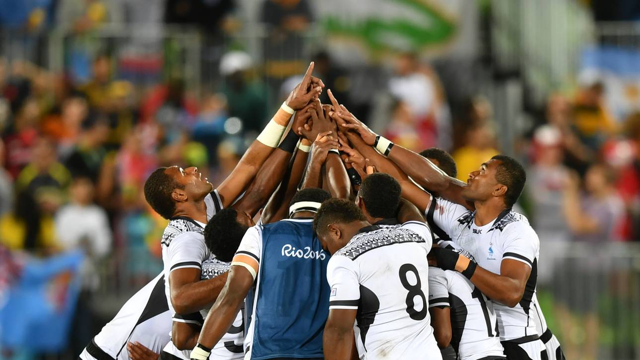 TOPSHOT-RUGBY7-OLY-2016-RIO-FIJ-GBR