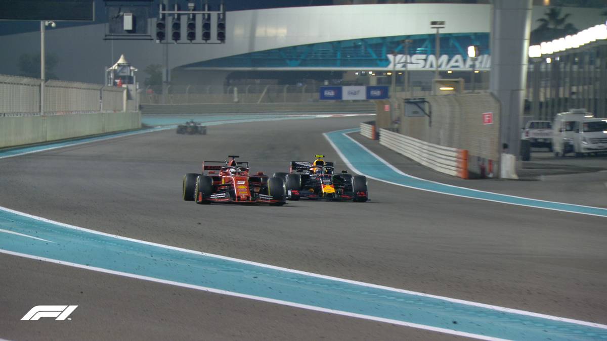 Für Vettel nimmt das Rennen noch einen halbwegs versöhnlichen Abschluss. Kurz vor Schluss überholt er den Red Bull von Albon und platziert sich am Ende auf Platz fünf