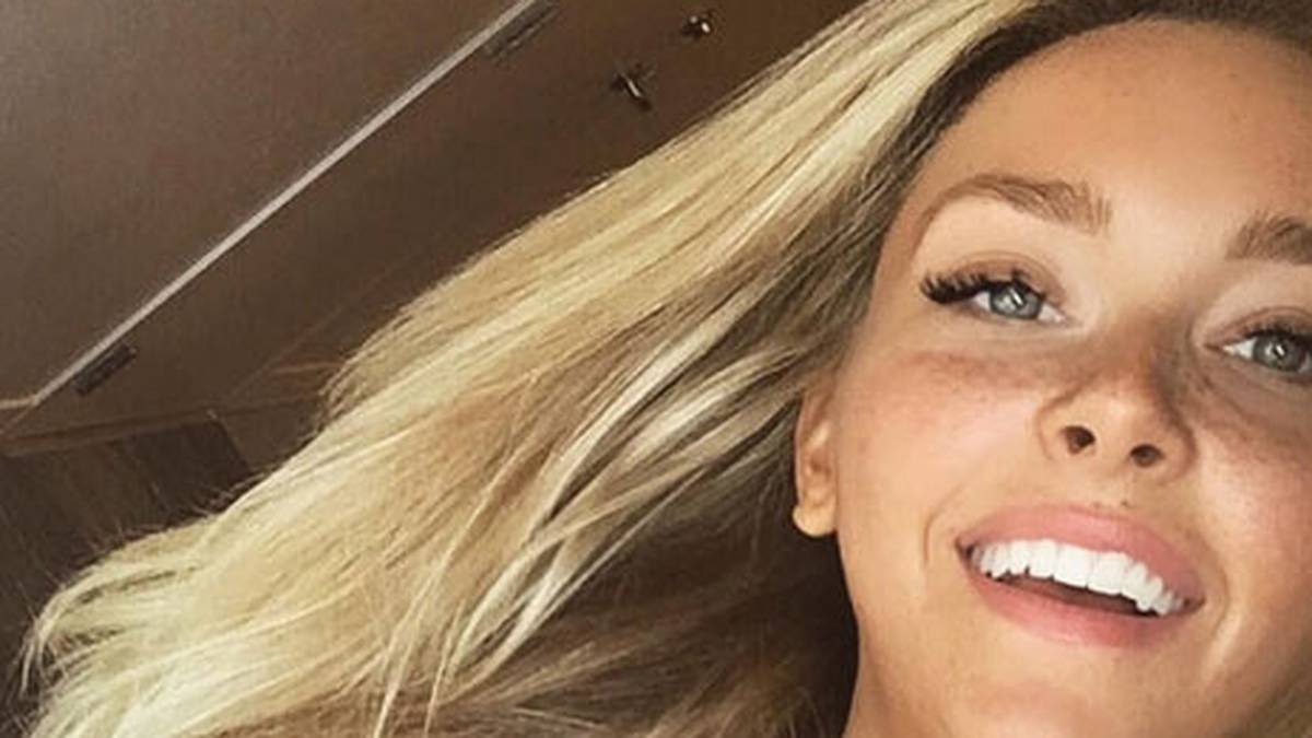 Mit diesem bezaubernden Lächeln betört das Model aber nicht nur ihren "Gronk"