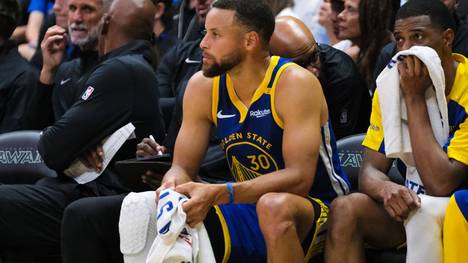 Stephen Curry hat sich am Knöchel verletzt