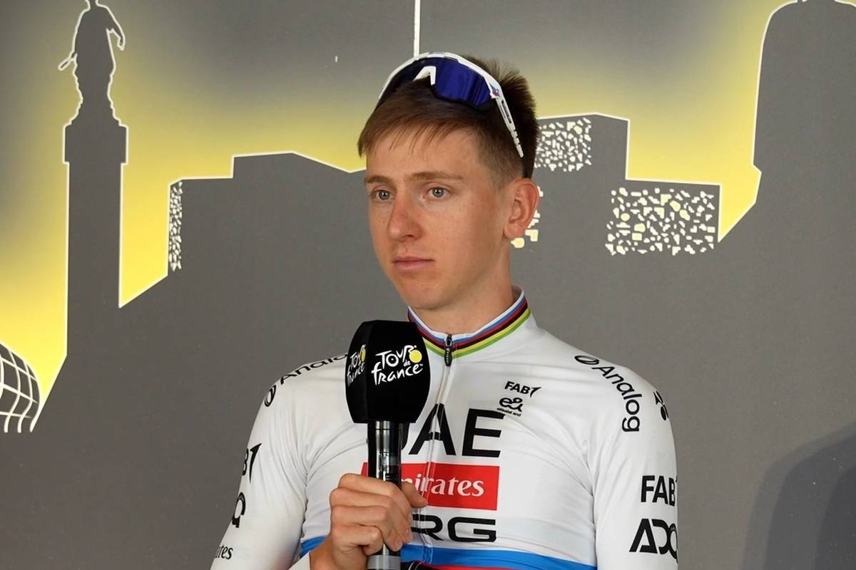 Bei der diesjährigen Tour de France wird erstmals die Gelbe-Karte-Regel eingesetzt. Favorit Tadej Pogacar bemängelt die Konstanz, mit der die Regel aktuell ausgeübt wird.