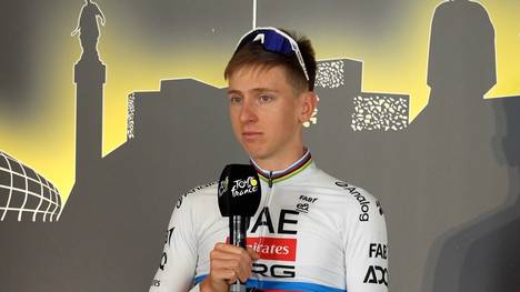 Bei der diesjährigen Tour de France wird erstmals die Gelbe-Karte-Regel eingesetzt. Favorit Tadej Pogacar bemängelt die Konstanz, mit der die Regel aktuell ausgeübt wird.