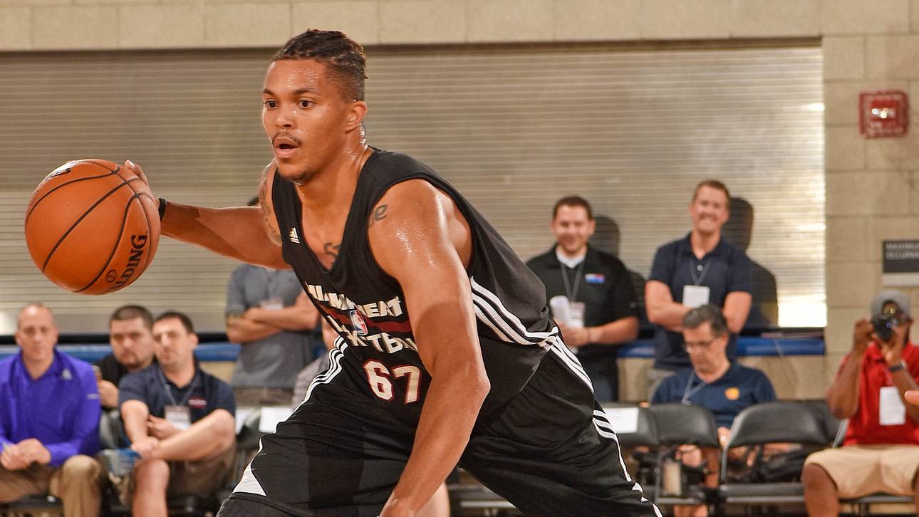 Irrer Buzzerbeater in Summer League