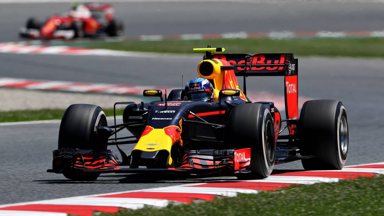 Verstappen setzt Bestzeit bei Tests