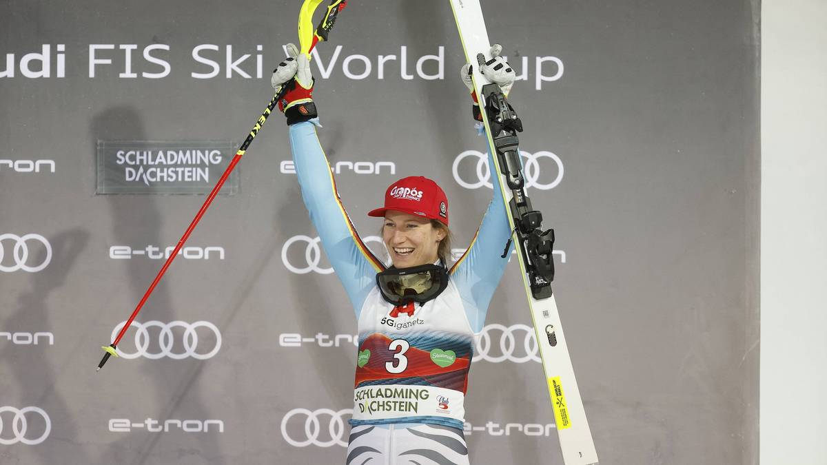 Lena Dürr fuhr in dieser Saison bereits dreimal aufs Podest. Damit ruhen auf der Slalom-Expertin die größten Hoffnungen bei den Frauen im Alpinbereich. 