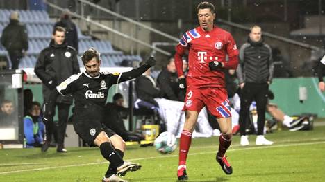 Fin Bartels warf Robert Lewandowsk aus dem DFB-Pokal