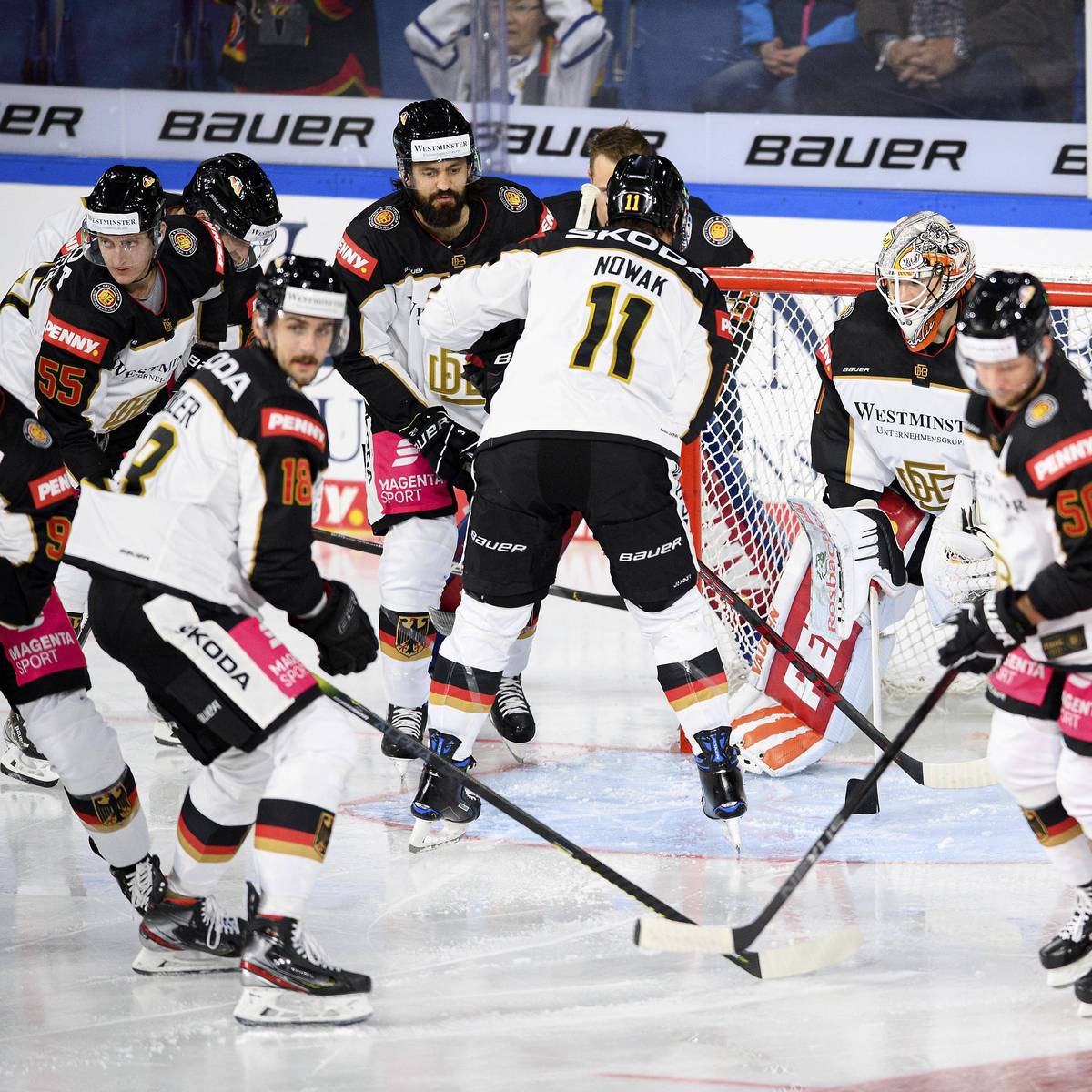 Olympia Eishockey LIVE Deutschland liegt gegen Kanada zurück Olympia im TV, Stream, Ticker