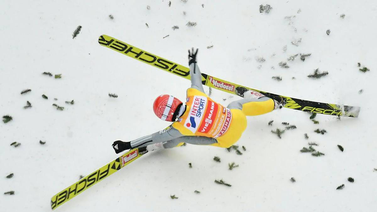 Freitag wird durch die Luft geschleudert...