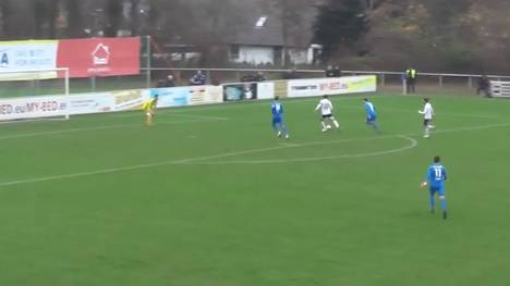 TuS Dassendorf besiegt USC Paloma. Dabei glänzte der Ex-Profi Martin Harnik mit seinem Dreierpack besonders.