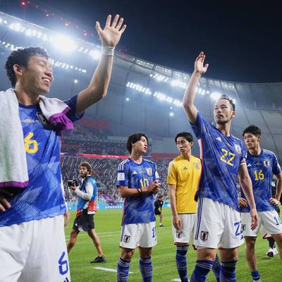Japans „Blue Samurai“ stehen nach historischen Siegen über Deutschland und Japan im WM-Achtelfinale. Auch dort werden sie gegen Kroatien zeigen wollen, wieso Ballbesitz überbewertet ist, wie man Rückstände aufholt und auf wen man dabei vertrauen sollte. 