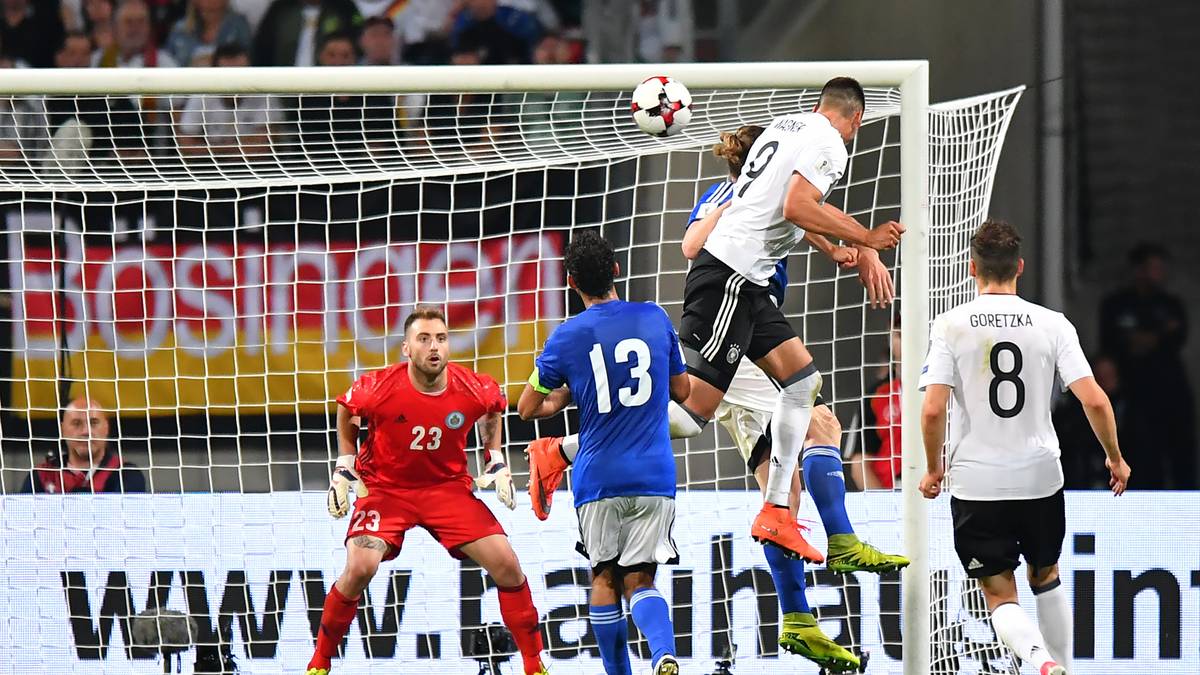 Das letzte Wort hat aber Sandro Wagner. Mit seinem dritten Treffer macht der Hoffenheimer den 7:0-Sieg gegen San Marino perfekt