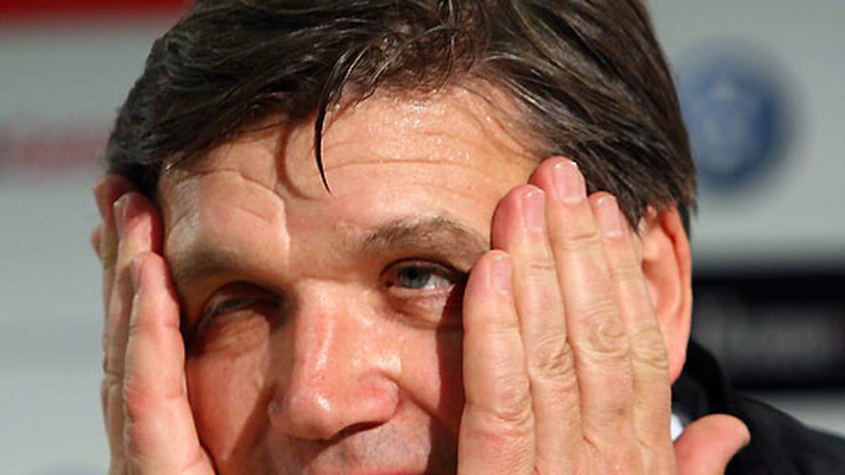 "Nur 20 Prozent der Spieler halten sich im Urlaub an die Vorgaben des Trainers. Mindestens 50 Prozent erholen sich nach dem Motto: Wer sich bewegt, der wird erschossen"