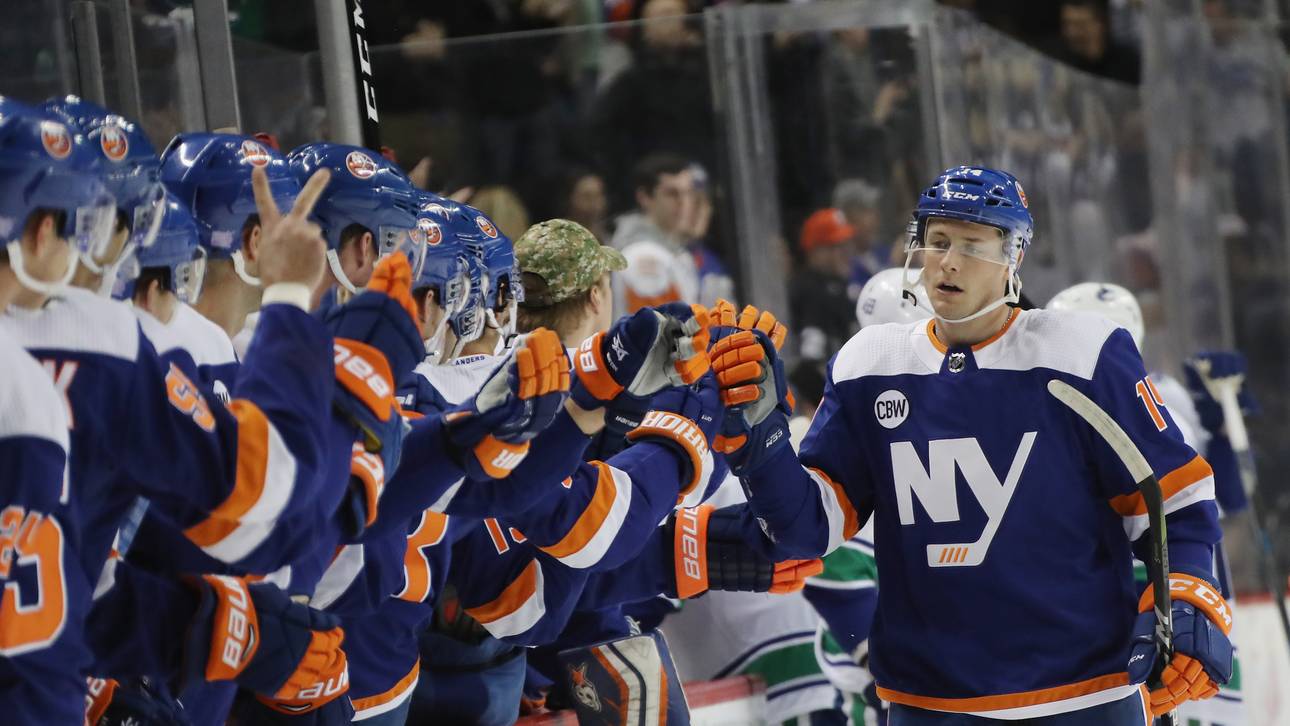 Derbysieg für Tor-Held Kühnhackl