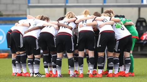 Germany v Poland - U17 Girl's Elite Round