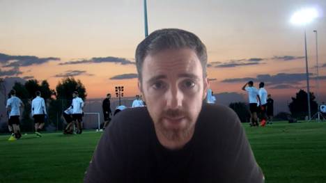 DFB-Nachwuchs-Cheftrainer Meikel Schönweitz spricht im SPORT1-Interview über das BVB-Juwel Youssoufa Moukoko und erklärt, was ihn so besonders macht.