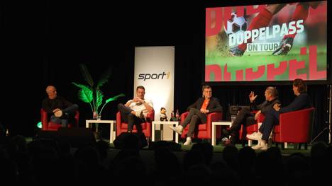 Der Doppelpass geht auf Tour und macht Station in Kulmbach: Thomas Helmer disktutiert mit seinen Gästen die aktuellen und spannendsten Themen aus der Fußball-Welt.