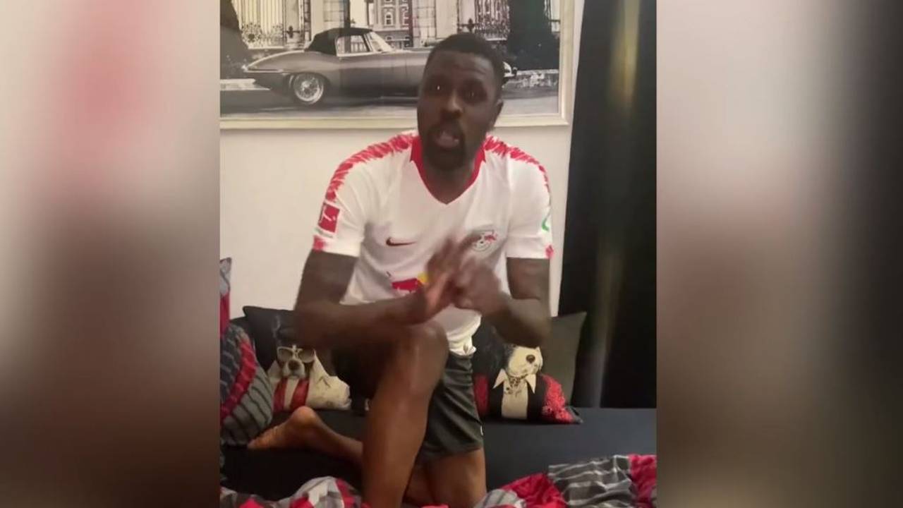 Ex-Freiburger Mohamadou Idrissou rastet im Video nach Leipzig-Führung völlig aus