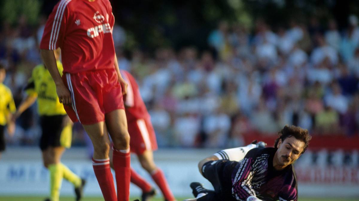 Aumann (r.) und Pfaff, das war keine Partnerschaft, sondern ein handfestes Duell - buchstäblich: Im Training soll der Bayer den Belgier geohrfeigt haben. Als Sieger des Duells ging letztlich Aumann hervor, der bis 1994 Bayern-Keeper blieb 