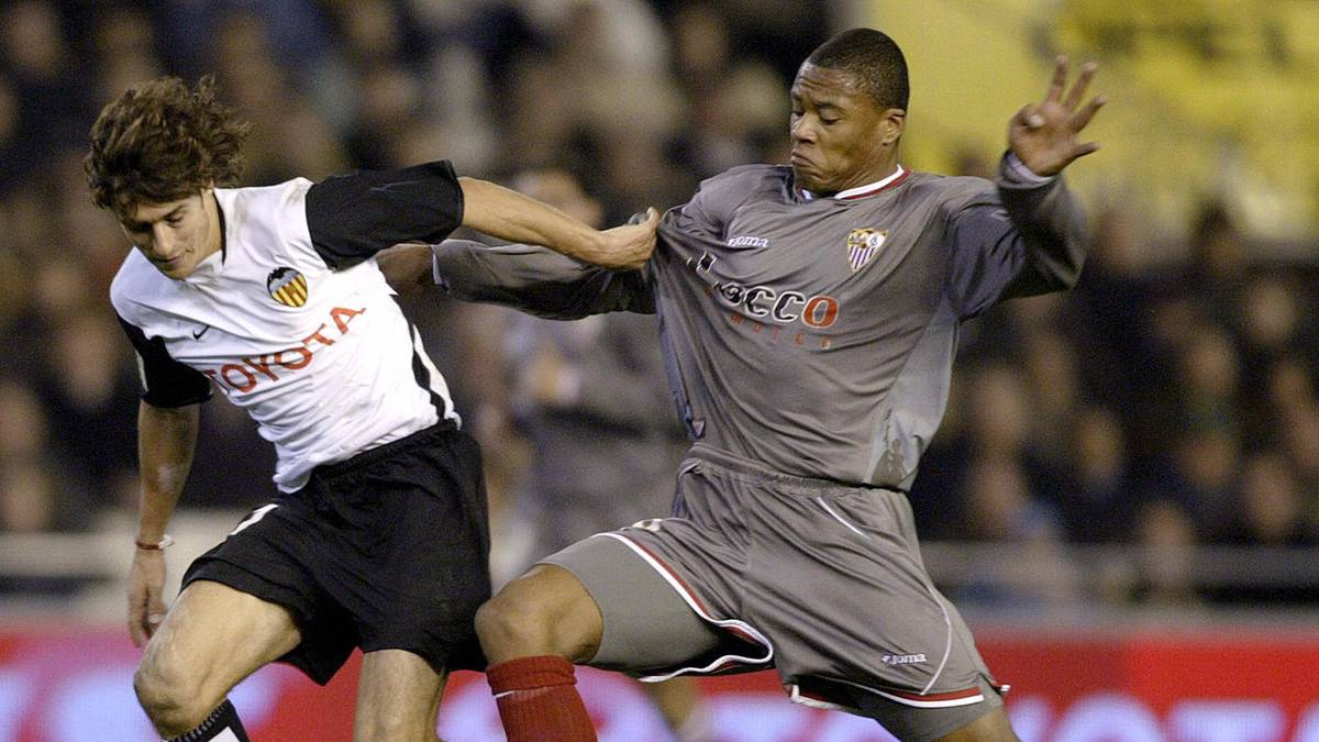 JÚLIO BAPTISTA: 2003 kam der damals 21-Jährige für 3,5 Millionen Euro vom FC Sao Paulo und verließ den Verein zwei Jahre später für 20 Millionen Euro zu Real Madrid. Für Brasilien absolvierte der heute 37-Jährige 49 Länderspiele