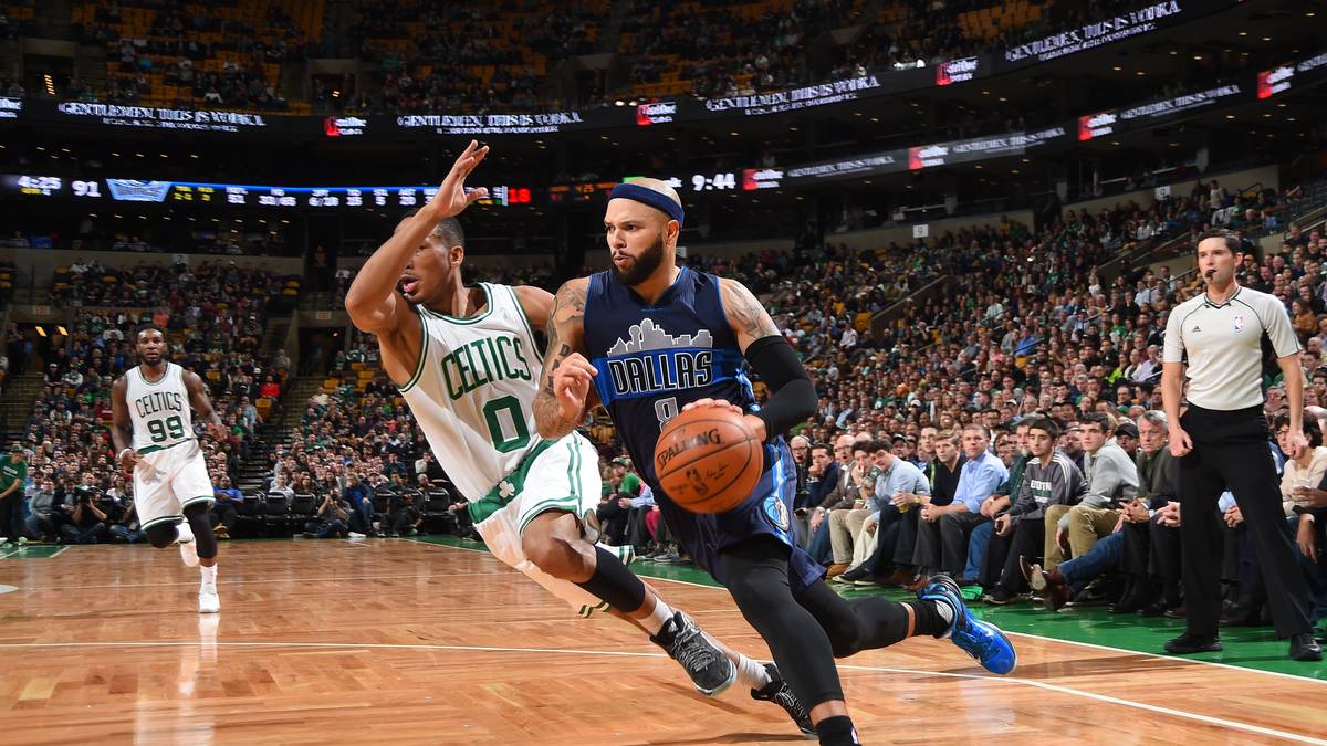 Die Mavs beißen sich aber in die Partie und lassen dann auch den Ball gut laufen. Point Guard Deron Williams findet langsam seine Form und sorgt für die wichtige 94:92-Führung.  Am Ende springt mit 106:102 der fünfte Sieg in Folge raus