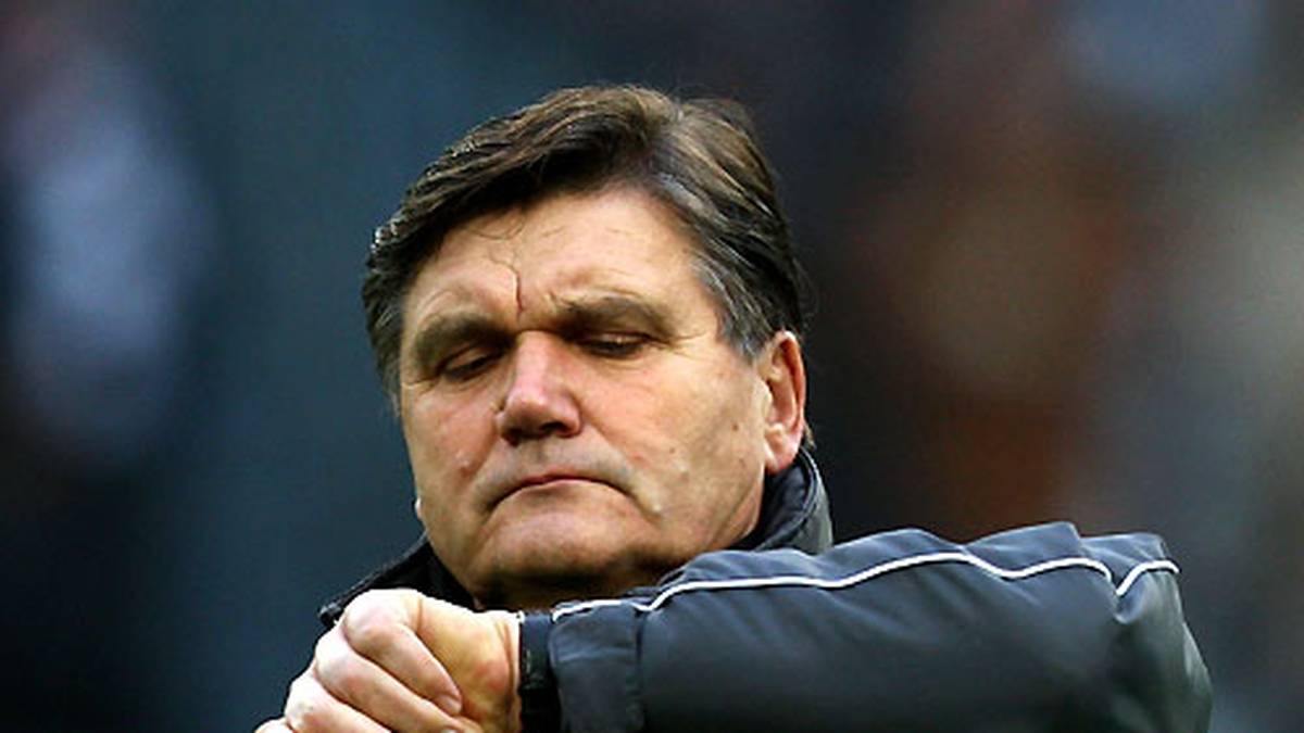 "Er lernt jetzt auch schon seit zwei Jahren die deutsche Sprache und kann schon 'Guten Tag' sagen." (Über Gladbachs früheren ghanaischen Stürmer Lawrence Aidoo)