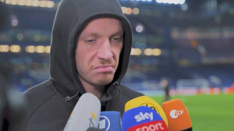 Marius Wolf verursachte kurz nach der Halbzeit einen Handelfmeter, den Havertz im zweiten Anlauf zum 2:0 verwandelte. Eine Erklärung des Schiedsrichters bekam der BVB-Spieler allerdings nicht zu hören.