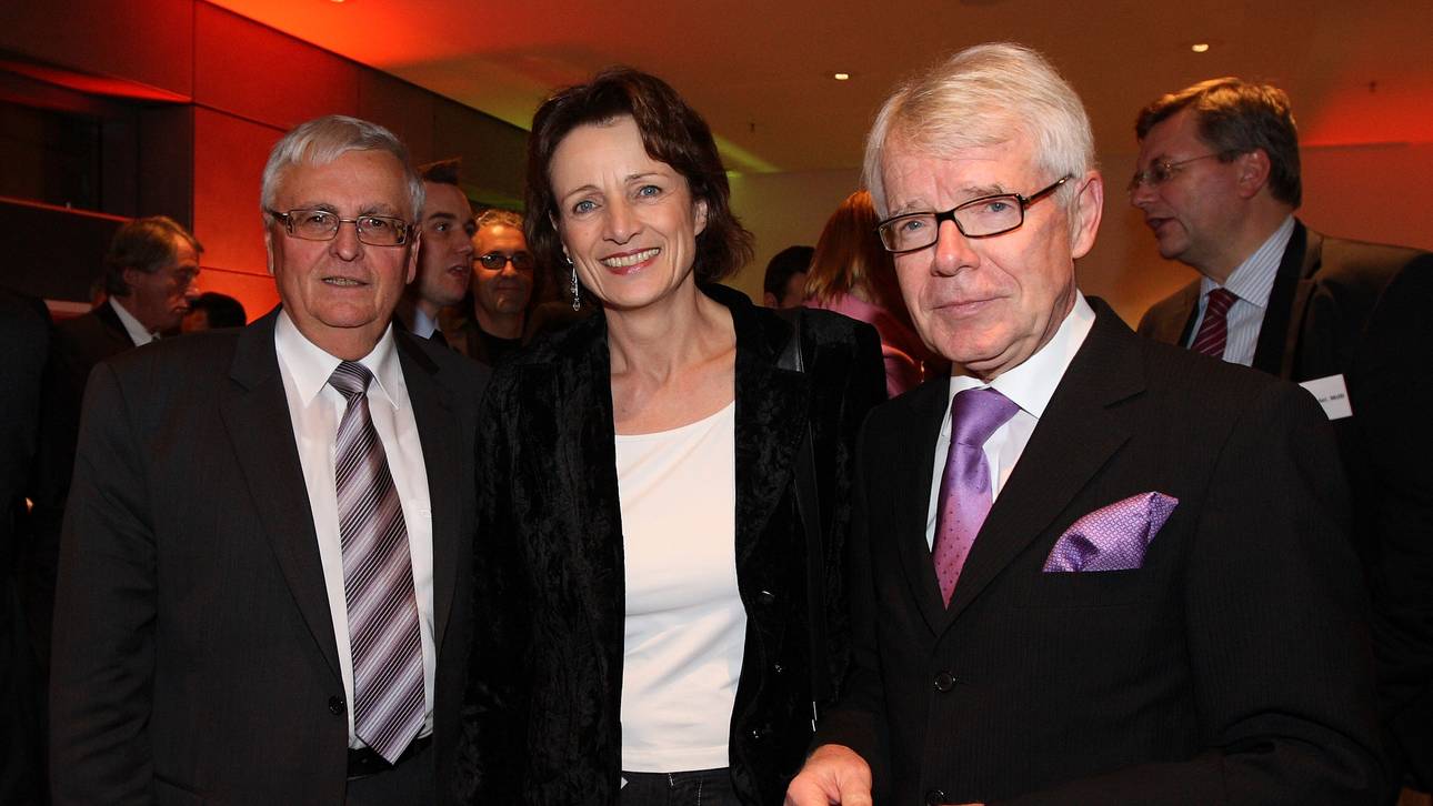 Politikerin kritisiert S04-Ehrenrat