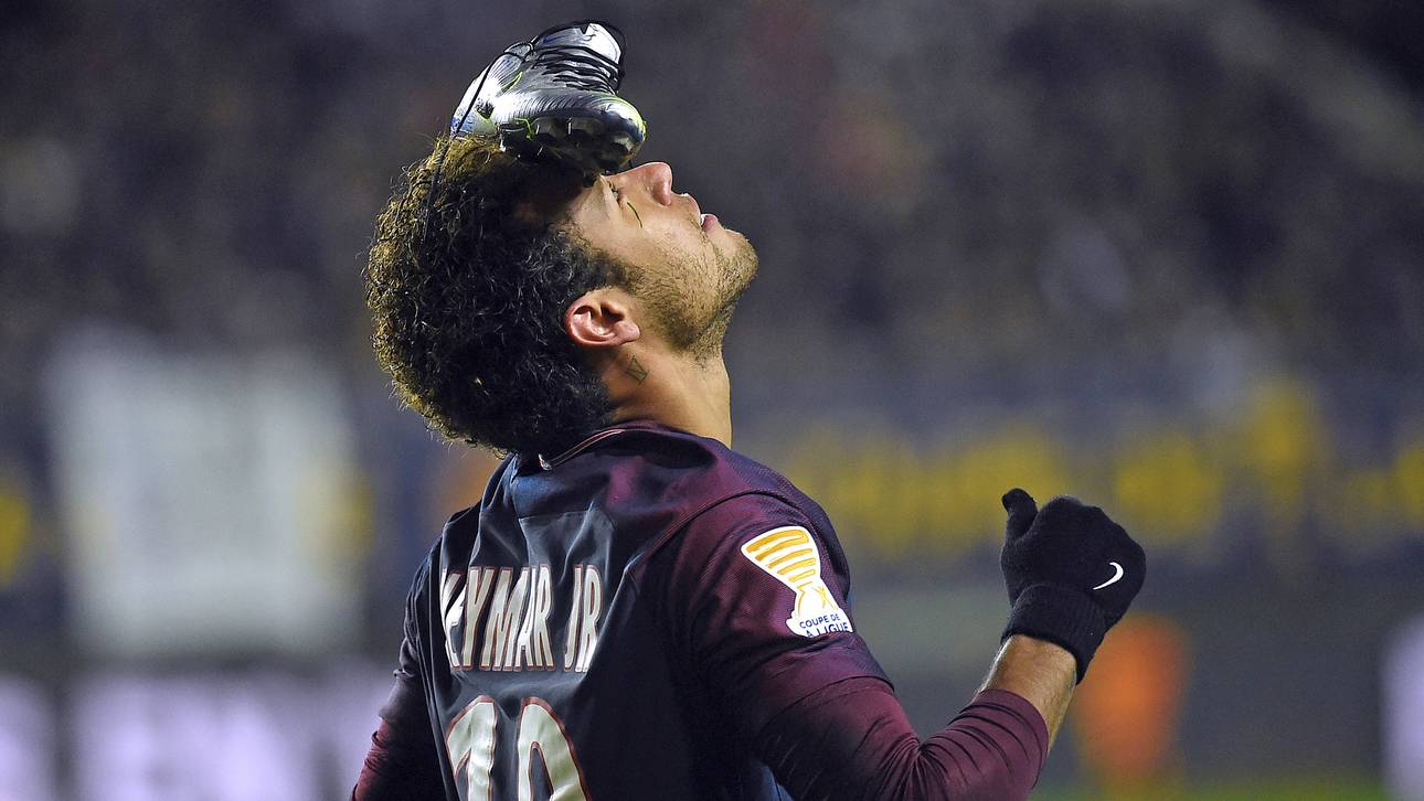 Neymar erklärt Schuh-Jubel