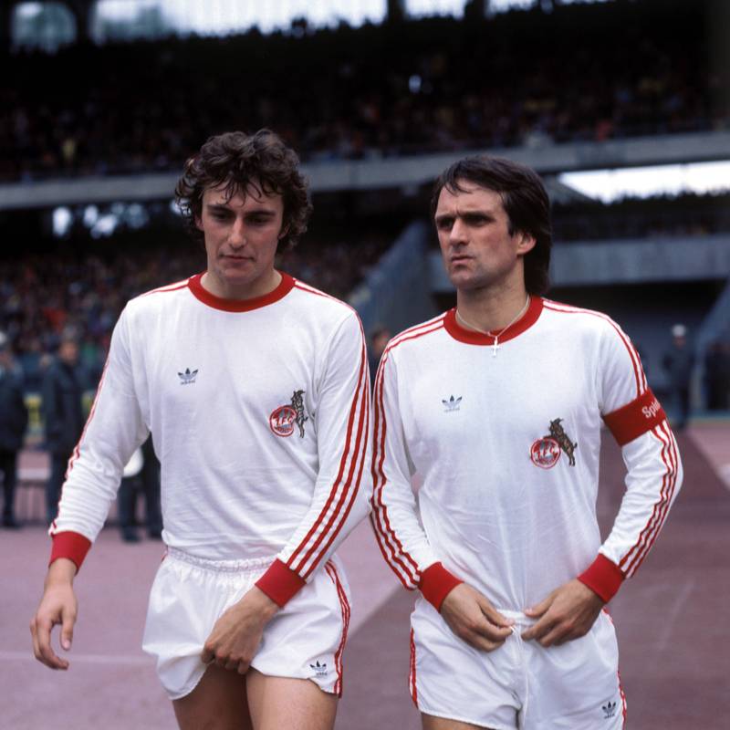 Dieter Muller Das Bewegte Leben Einer Bundesliga Legende