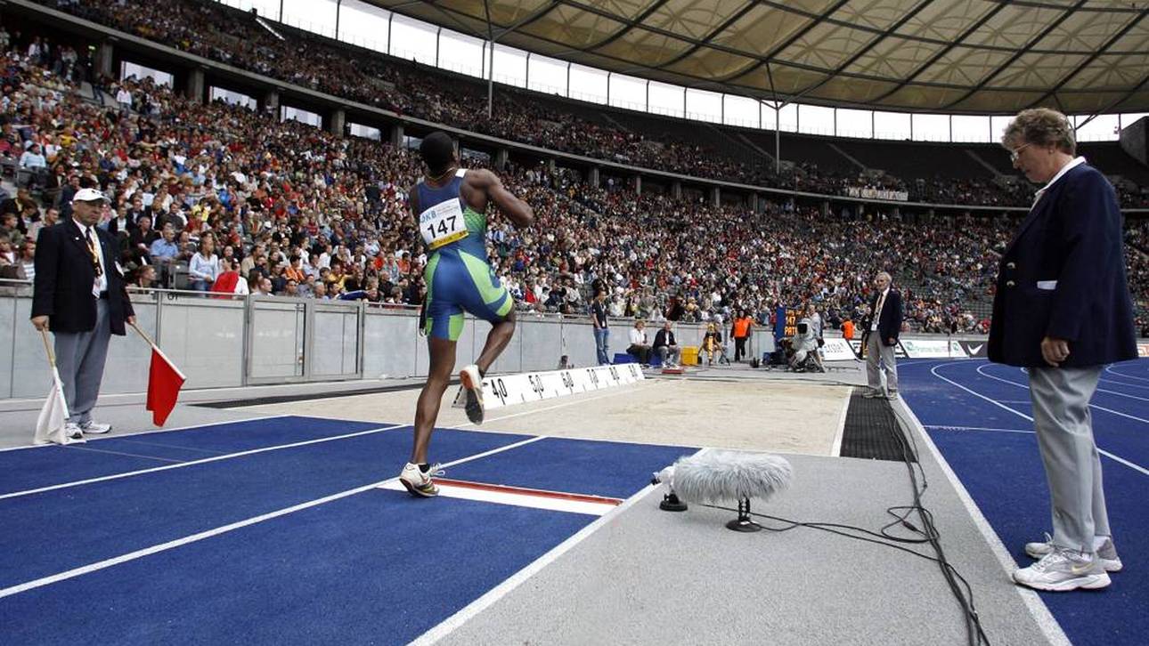 Ikonen spotten über Weitsprungpläne