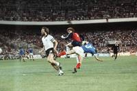 Vor 42 Jahren geht das WM-Halbfinale zwischen Deutschland und Frankreich in die Geschichte ein. Die „Nacht von Sevilla“ bleibt als Jahrhundertspiel in mehreren Akten in Erinnerung – und wird bis heute von einem bösen Foul überschattet.