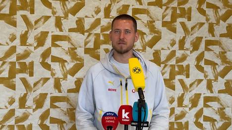 BVB-Innenverteidiger Waldemar Anton spricht im Trainingslager über den Wechsel von Pascal Groß zum Premier-League-Verein aus Brighton und, was dadurch verloren geht.