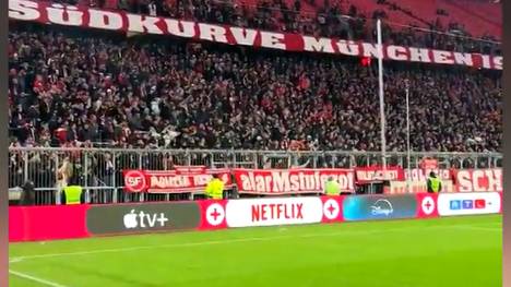 Einige Fans des FC Bayern haben ein Herzensprojekt umgesetzt: Ab sofort hat der Rekordmeister eine neue Hymne, die schon nach dem Spiel gegen Heidenheim ihre Premiere feierte.