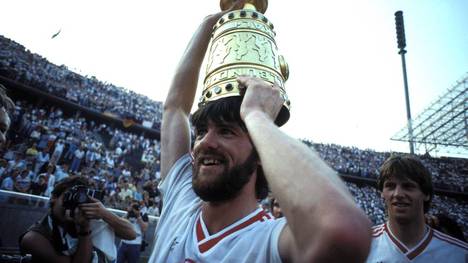 Friedhelm Funkel gewann 1985 mit Uerdingen den DFB-Pokal