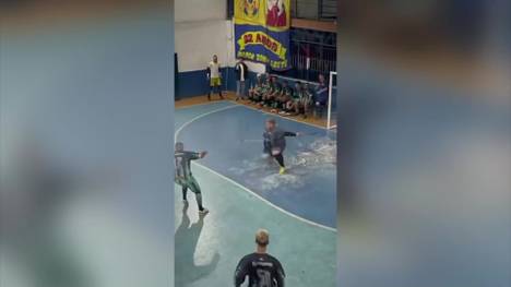 Der brasilianische Torhüter Diego Tiago entzückt mit seinen Paraden die Futsal-Welt.