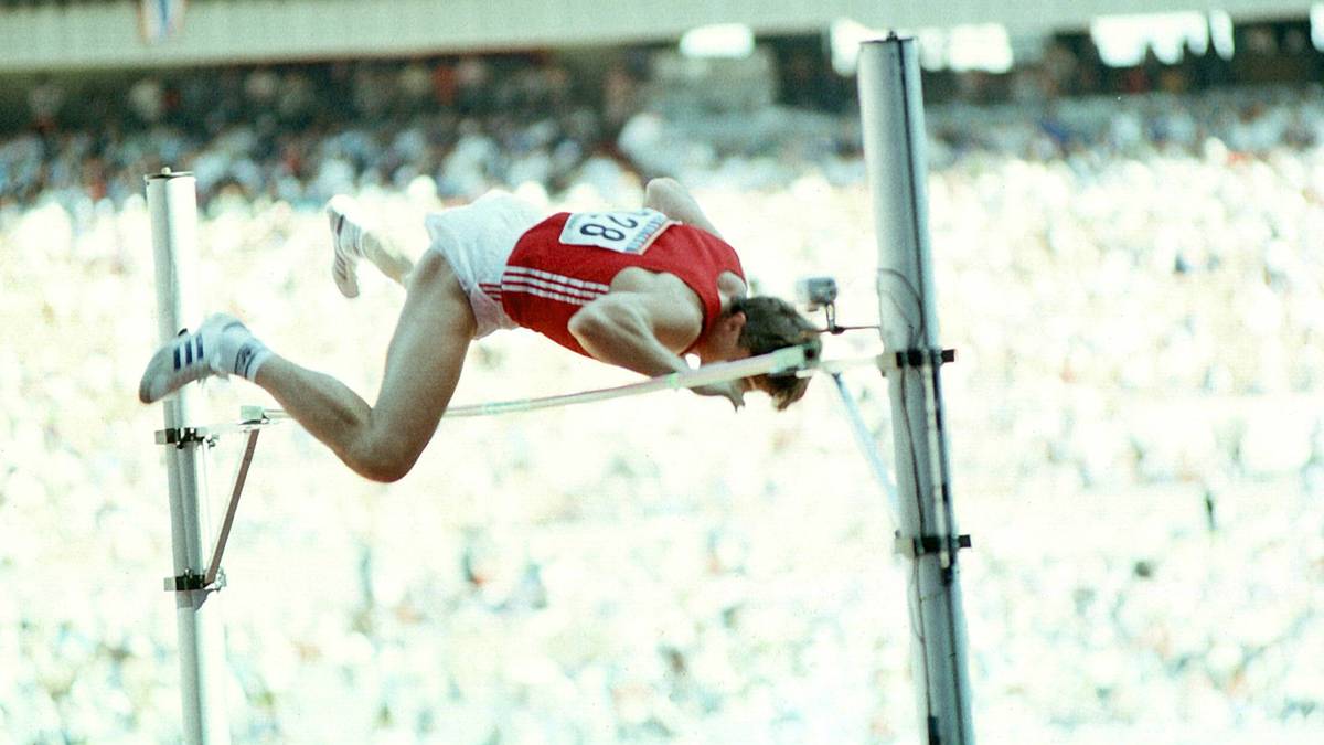 Sergej Bubka überwand als erster Stabhochspringer die magische Sechs-Meter-Marke