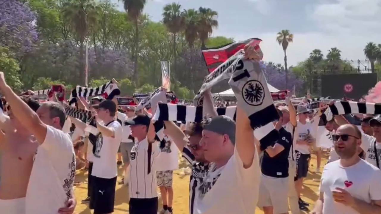 Europa League Finale: Tausende SGE-Anhänger feiern auf den Straßen von Sevilla