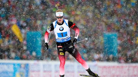 Johannes Thingnes Bö hat die norwegische Staffel in Östersund zum Sieg geführt
