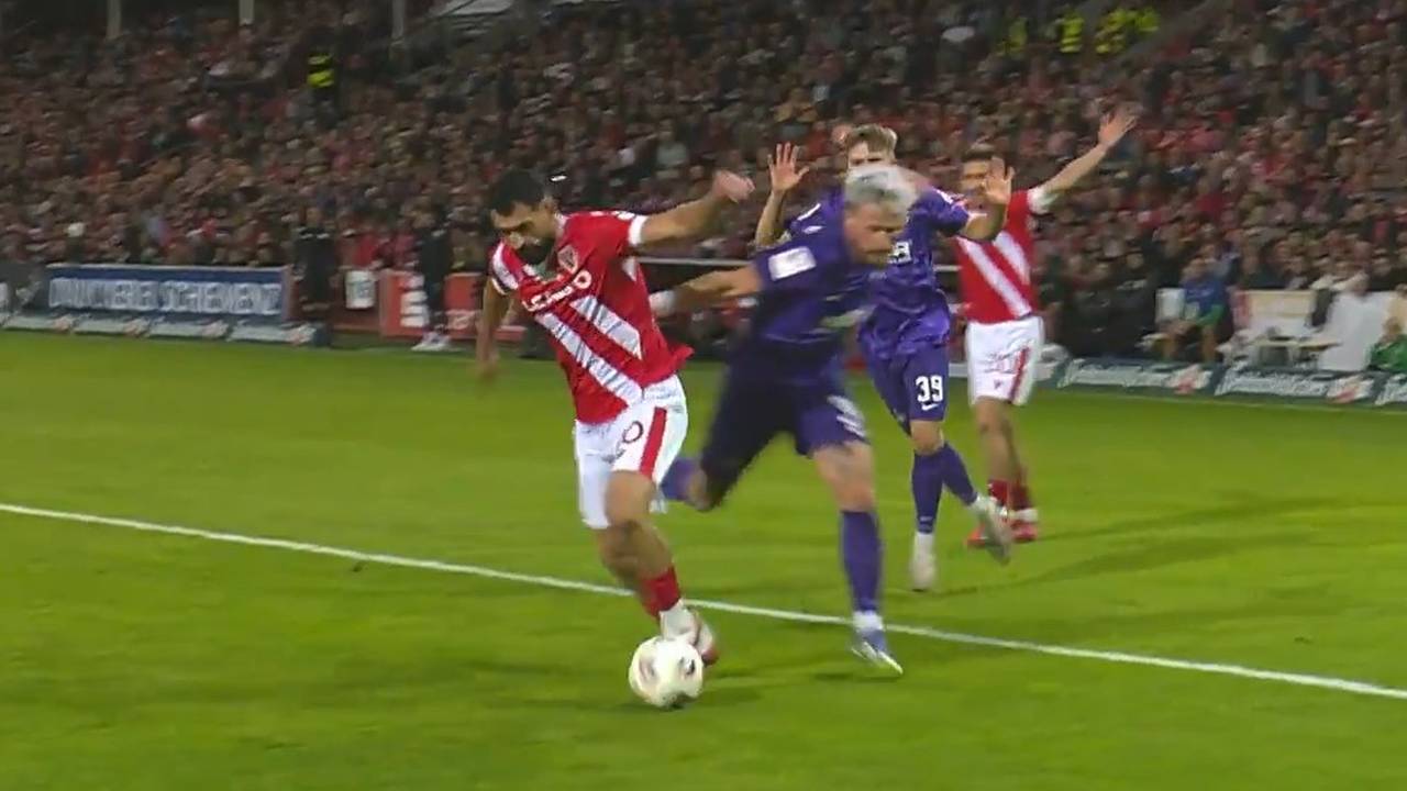 Schiri-Frust bei Aue: Ist das wirklich ein Elfmeter?