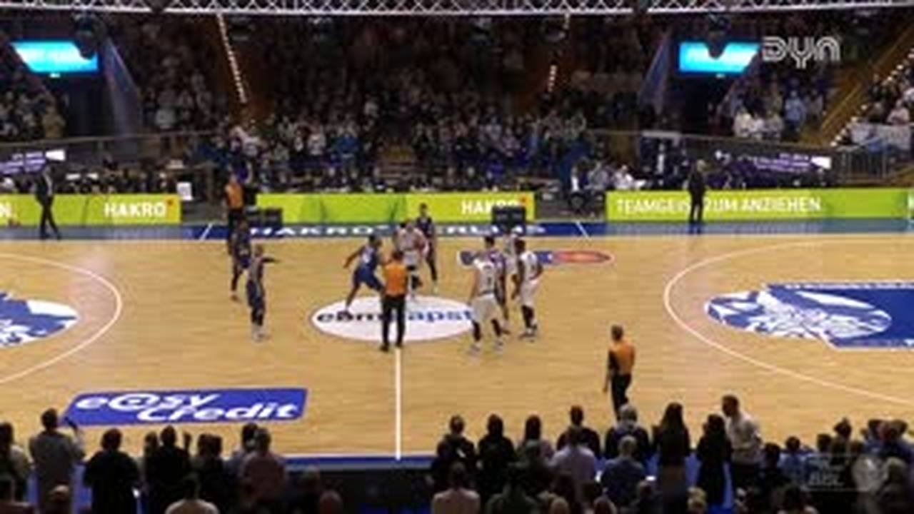 Spiel Highlights zu HAKRO Merlins Crailsheim - Veolia Towers Hamburg (1)