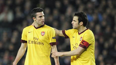 Cesc Fabregas (r.) und Robin van Persie spielten gemeinsam beim FC Arsenal