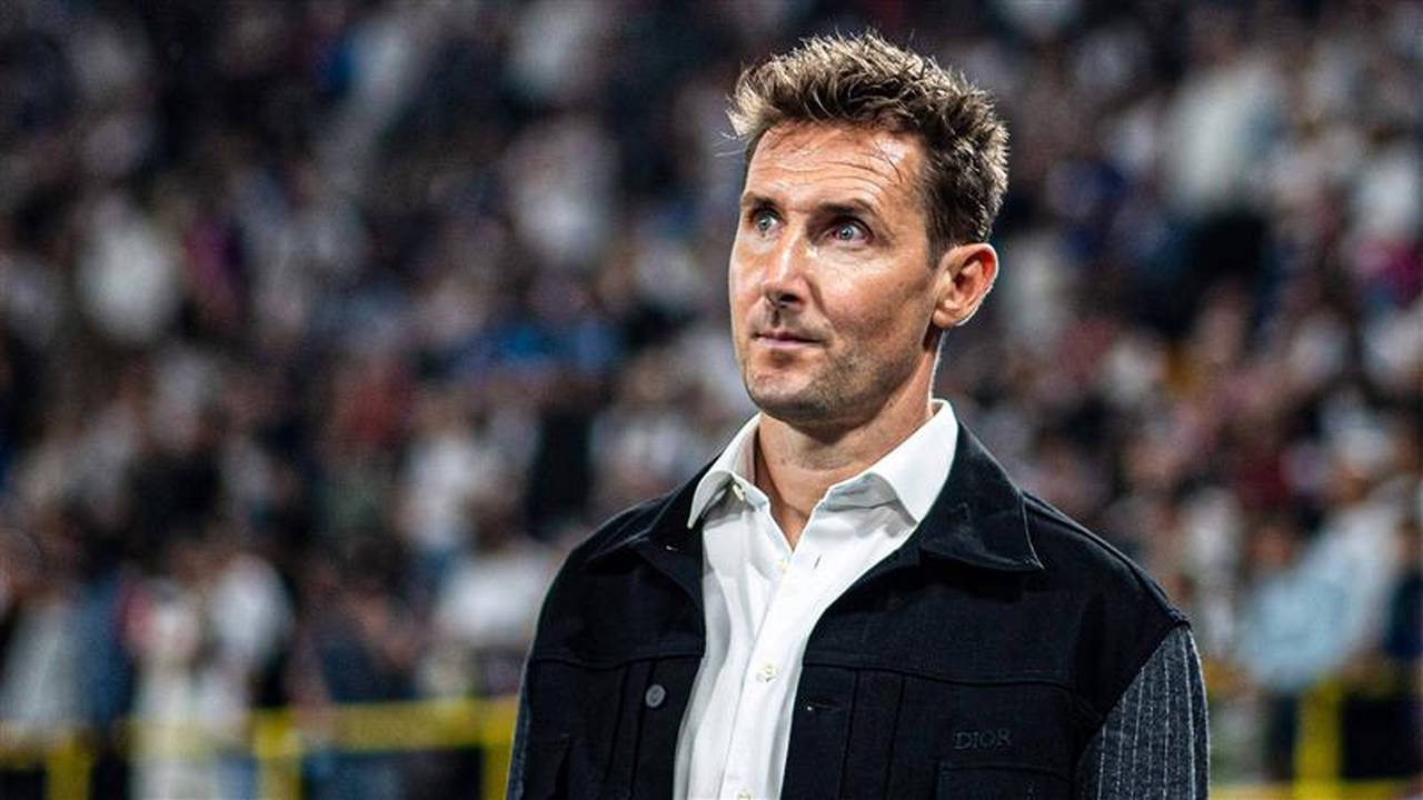 Klose-Hammer geplatzt!