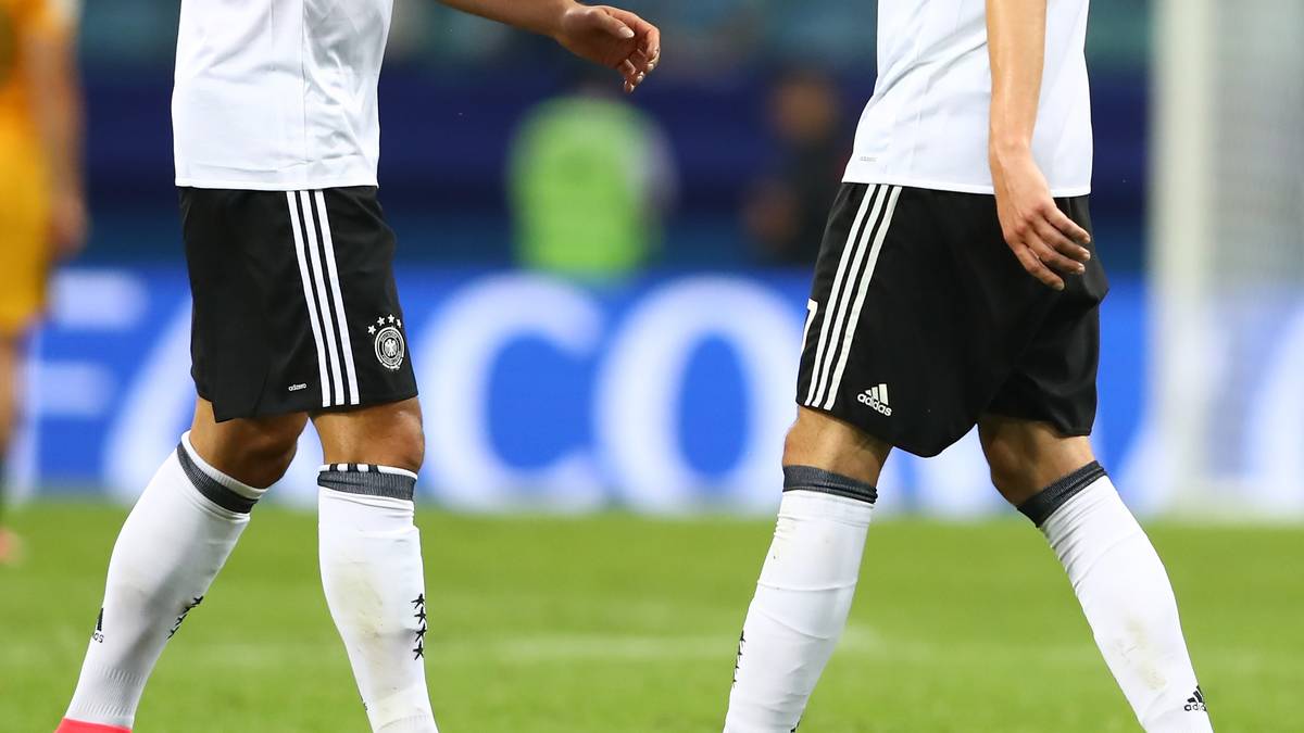 Ernsthaft in Gefahr gerät der Auftaktsieg beim Confed Cup aber nicht mehr. Deutschland startet mit einem 3:2 gegen Australien in die "Mini-WM"