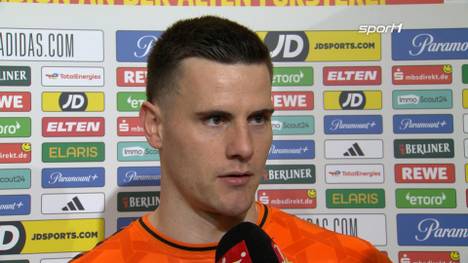 Werder Keeper Michael Zetterer kritisiert nach der 1:2-Niederlage gegen Union Berlin eine Schiedsrichterentscheidung um eine passive Abseitsstellung - und hinterfragt den Kölner Keller.